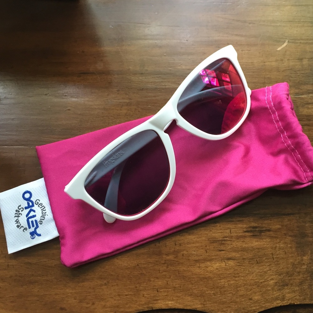 Oakley Frogskins Polished White/Ruby Iridium